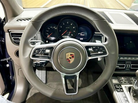 Porsche Macan 2.0 245cv pdk Benzina