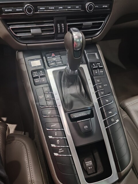 Porsche Macan 2.0 245cv pdk Benzina