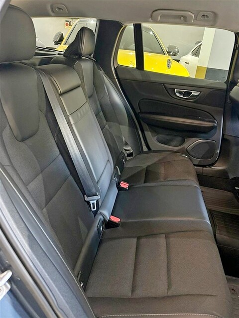Volvo V60 Cross Country2.0 d4 Business Plus awd geartronic Diesel
