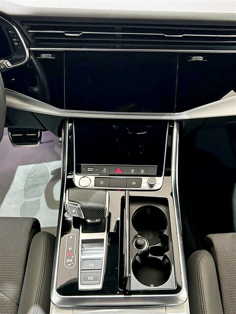 Audi Q8 50 3.0 tdi mhev quattro tiptronic Elettrica / Diesel