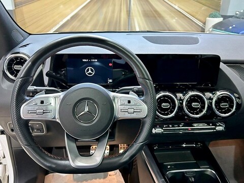 Mercedes-Benz GLA 200 d Premium auto Diesel