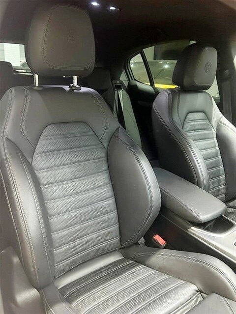 Alfa Romeo Stelvio 2.2 Turbodiesel 210 CV AT8 Q4 Veloce Diesel