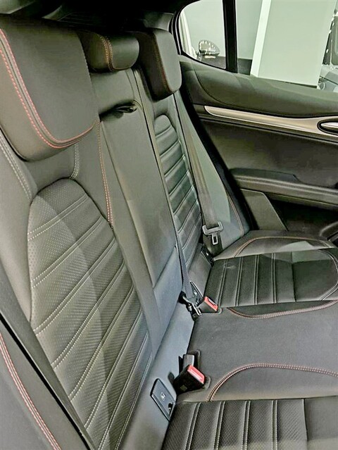 Alfa Romeo Stelvio 2.2 Turbodiesel 210 CV AT8 Q4 Competizione Diesel