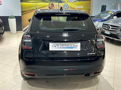 Fiat 600 1.2 hybrid 110cv auto Elettrica / Benzina
