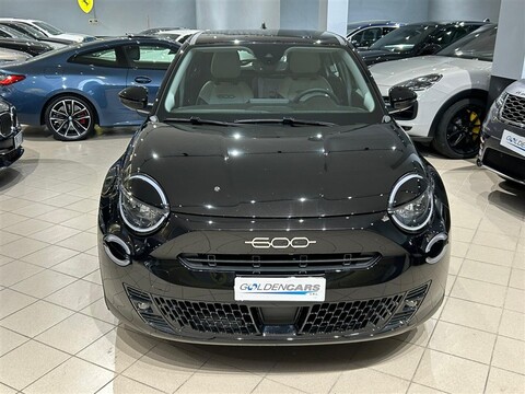 Fiat 600 1.2 hybrid 110cv auto Elettrica / Benzina