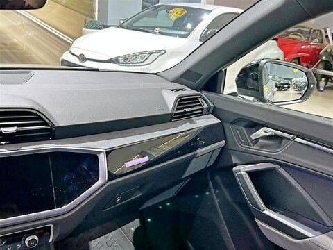 Audi Q3 SBK 40 2.0 TDI quattro Edition 200cv s-tronic Diesel