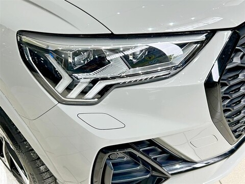 Audi Q3 SBK 40 2.0 TDI quattro Edition 200cv s-tronic Diesel