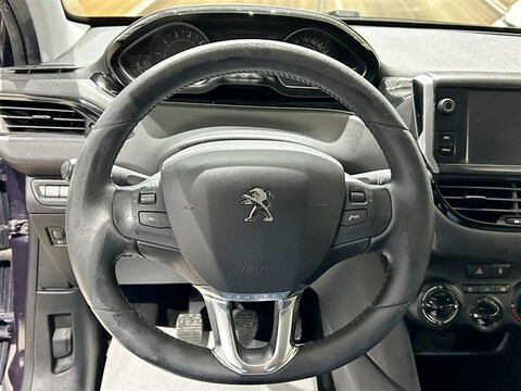 Peugeot 208 1.2 puretech Active Benzina