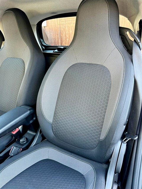 Smart Fortwo EQ pulse 22kw Elettrica