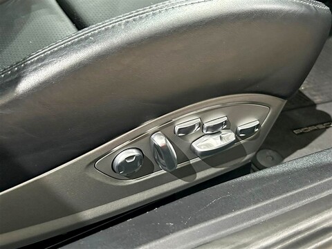 Porsche 911 Turbo S da 580 Cv Benzina