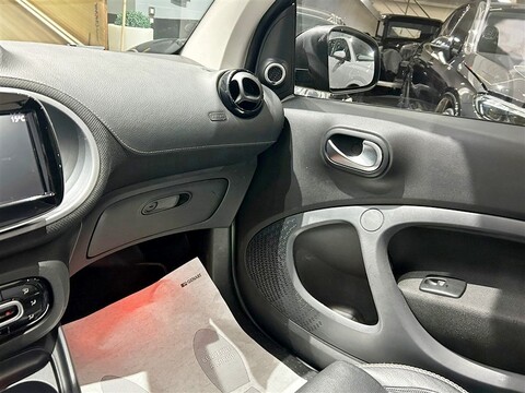 Smart Fortwo Cabrio 0.9 t Brabus 109cv twinamic Xclusive Benzina