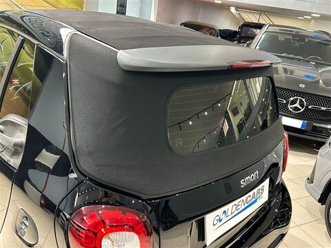 Smart Fortwo Cabrio 0.9 t Brabus 109cv twinamic Xclusive Benzina