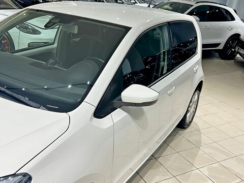 Volkswagen Up! 1.0 tsi High 90cv 5Pt Benzina