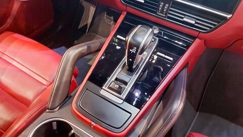 Porsche Cayenne 3.0 e-hybrid tiptronic Elettrica / Benzina