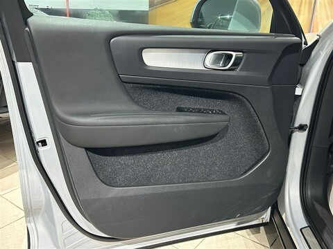 Volvo XC40 1.5 t5 phev Inscription auto my21 Elettrica / Benzina