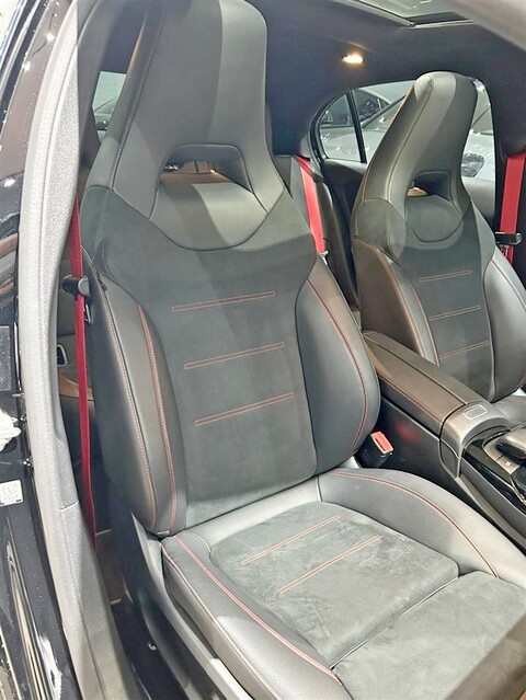 Mercedes-Benz A 45 AMG 45 + 4Matic Benzina