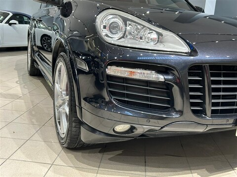 Porsche Cayenne 4.8 GTS da 405 Cv Benzina