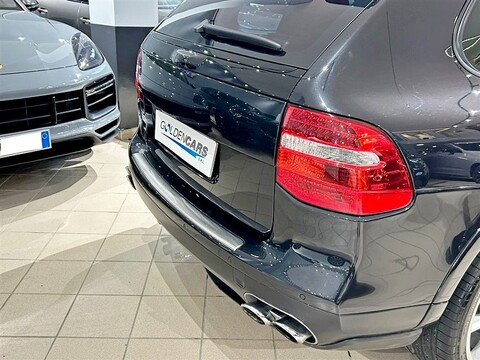 Porsche Cayenne 4.8 GTS da 405 Cv Benzina