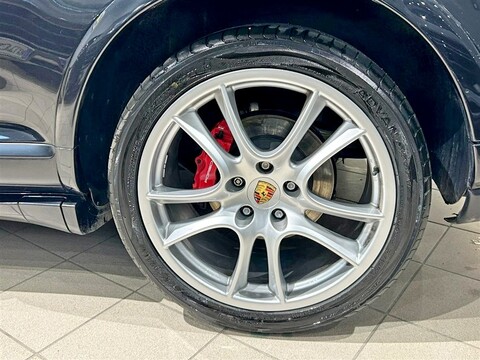 Porsche Cayenne 4.8 GTS da 405 Cv Benzina