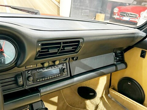 Porsche 911 3.2 Targa da 231 Cv Benzina