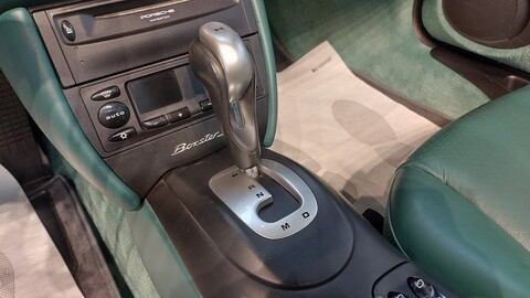 Porsche Boxster Benzina