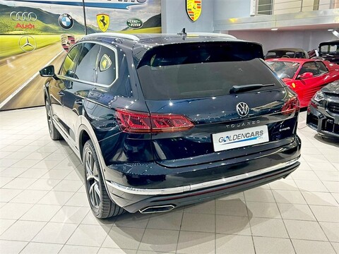 Volkswagen Touareg 3.0 V6 tsi eh Elegance tiptronic Elettrica / Benzina