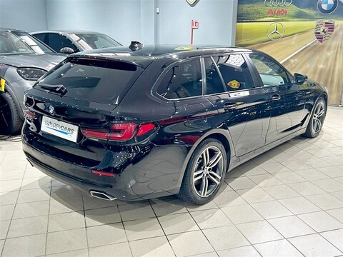 BMW 520 Mhev 48V Touring  business auto Elettrica / Diesel