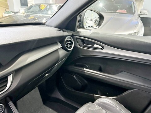 Alfa Romeo Stelvio Stelvio 2.2 Turbodiesel 210 CV AT8 Q4 Veloce Diesel