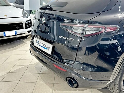Alfa Romeo Stelvio Stelvio 2.2 Turbodiesel 210 CV AT8 Q4 Veloce Diesel
