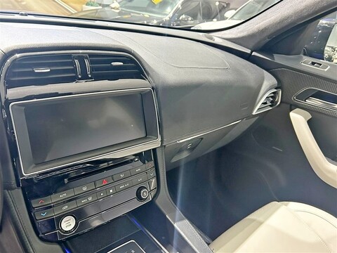 Jaguar F-PACE 3.0d V6 S awd 300cv auto Diesel