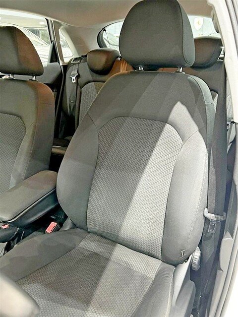 Audi A1 Sportback 1.4 tdi Attraction s-tronic Diesel