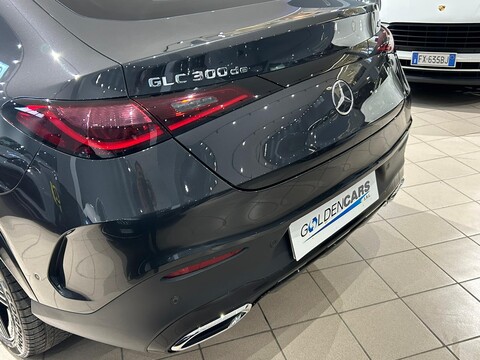 Mercedes-Benz GLC 300 Coupe premium amg Elettrica / Diesel