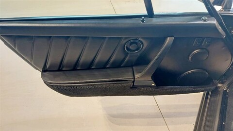 Porsche 911 3.3 turbo Cabrio con Power Kit Benzina