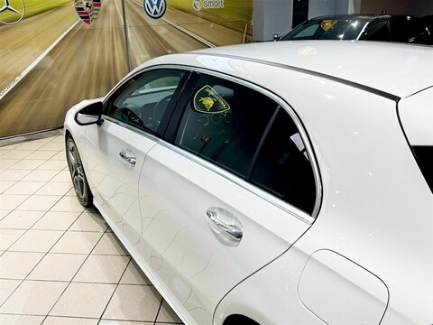 Mercedes-Benz A 180 d AMG Line Premium Plus auto Diesel