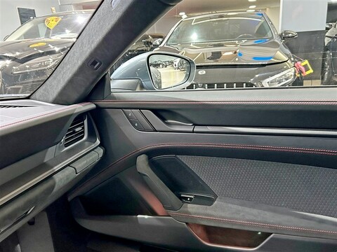 Porsche 992 911 Coupe 3.6 Carrera GTS auto Benzina