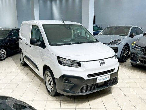 Fiat Doblo 1.5 D da 131 Cv con solo 3100 Km Diesel