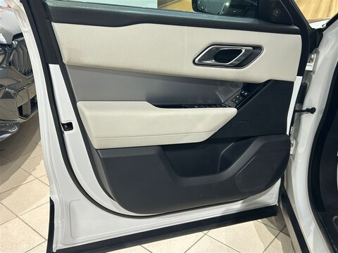 Land Rover Range Rover Velar 2.0 MHEV R-dynamic S da 204 CV Elettrica / Diesel