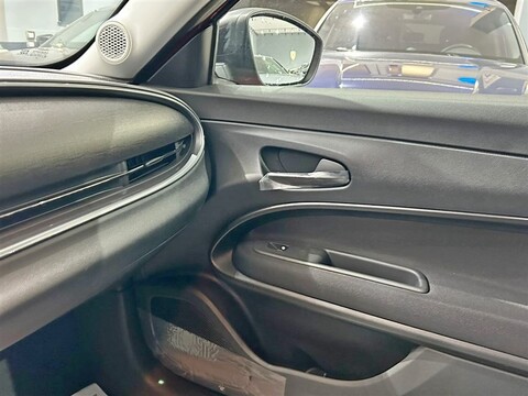 Fiat 600 1.2 hybrid 110cv auto Elettrica / Benzina
