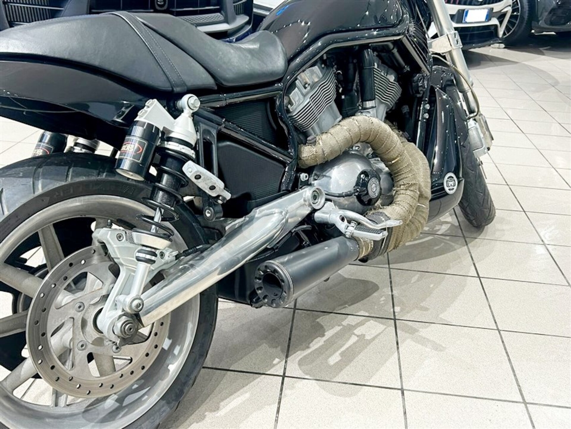 Harley-Davidson v-rod VRSCR Street Road