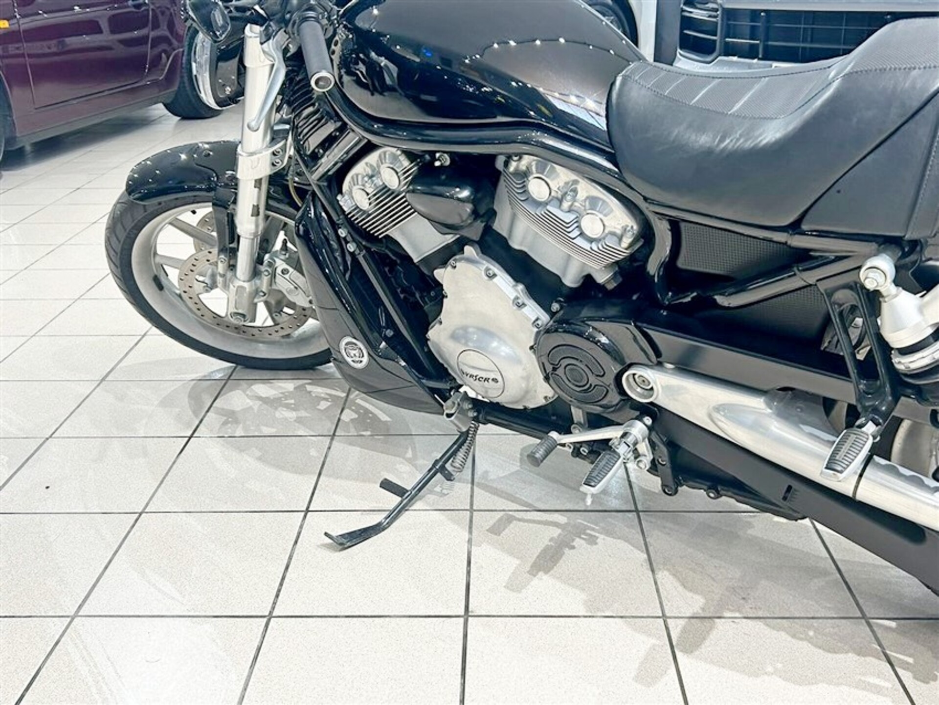 Harley-Davidson v-rod VRSCR Street Road