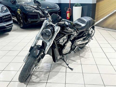 Harley-Davidson v-rod VRSCR Street Road