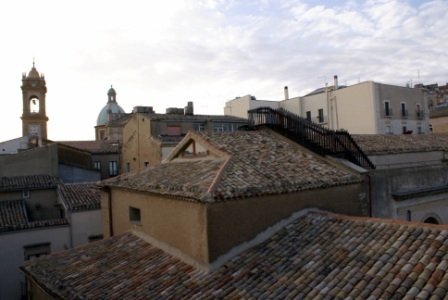 Camere Räume panoramiche bed & breakfast a  Caltagirone 3200773315