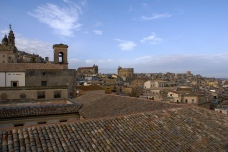 Casa vacanza b&b attico panoramico da Rosa vicino alla scalinata  Caltagirone 3200773315