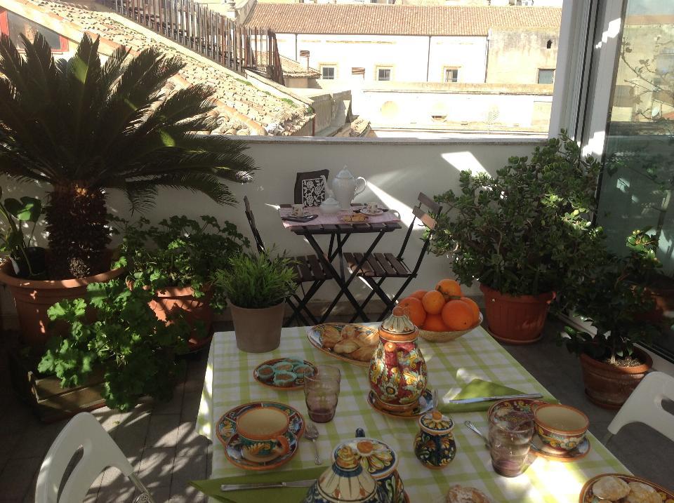 Trekking nei Carruggi b&b in centro storico a Caltagirone  3200773315
