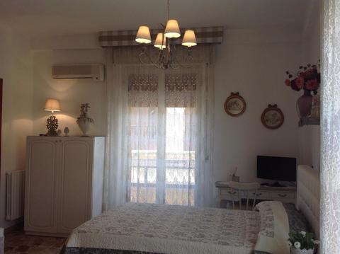 B&B Bilocale a 10 metri dalla scuola Alessio Narbone a Caltagirone 3200773315