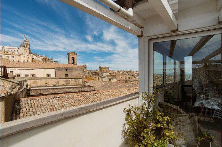 Bed and breakfast  hotel B&B d'eccellenza  a Caltagirone 3200773315