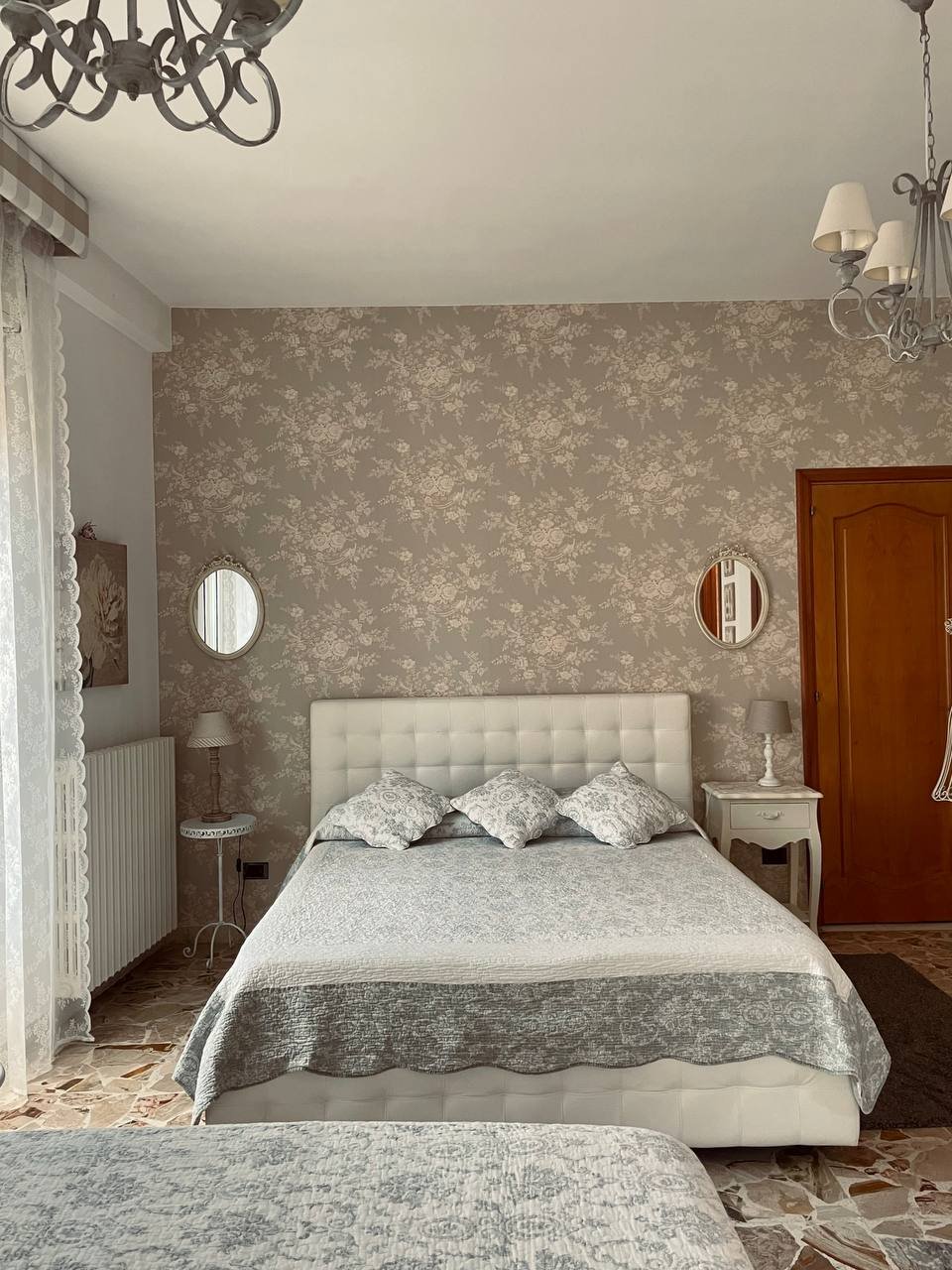 Soggiorno  zimmer camere B&B in centro storico Caltagirone  3200773315