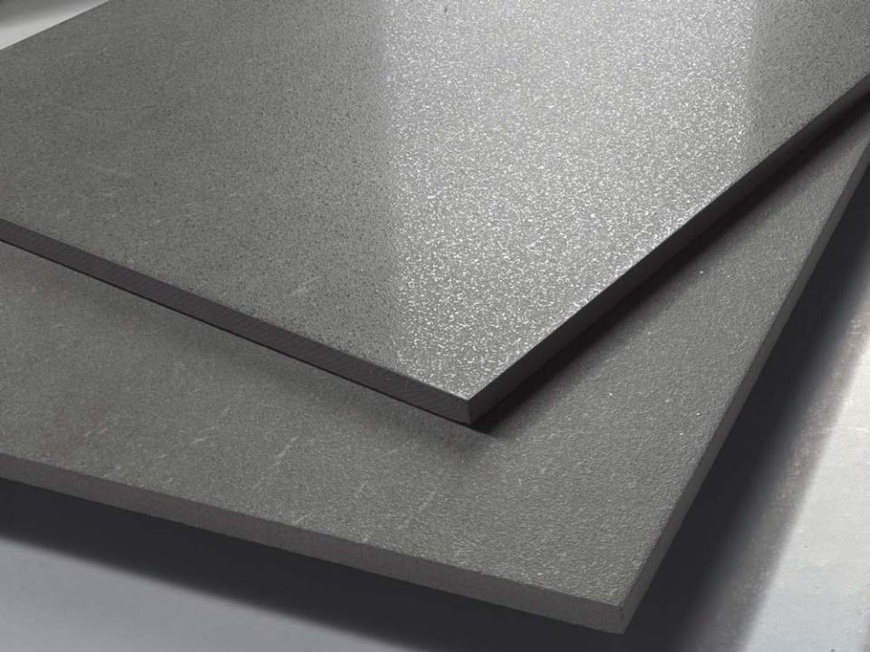 Che differenza passa tra ceramica e gres porcellanato?