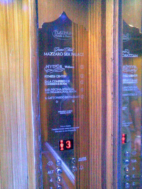 Placca per ascensore in ottone