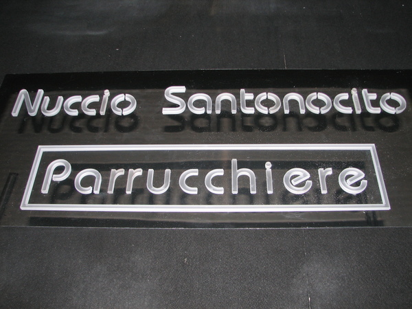 Il taglio ad acqua sulla plastica: Plexiglass - Policarbonato - in Sicilia